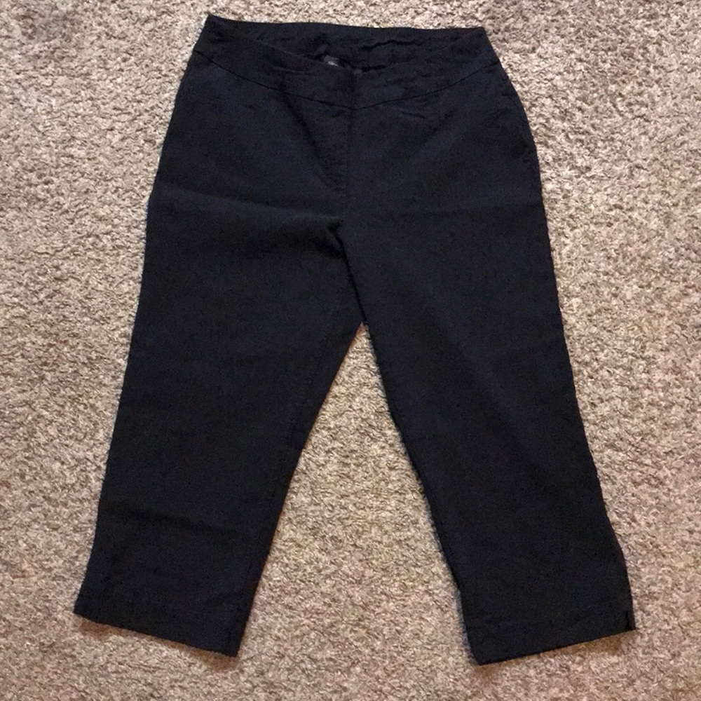 Slim Sation Black Capri